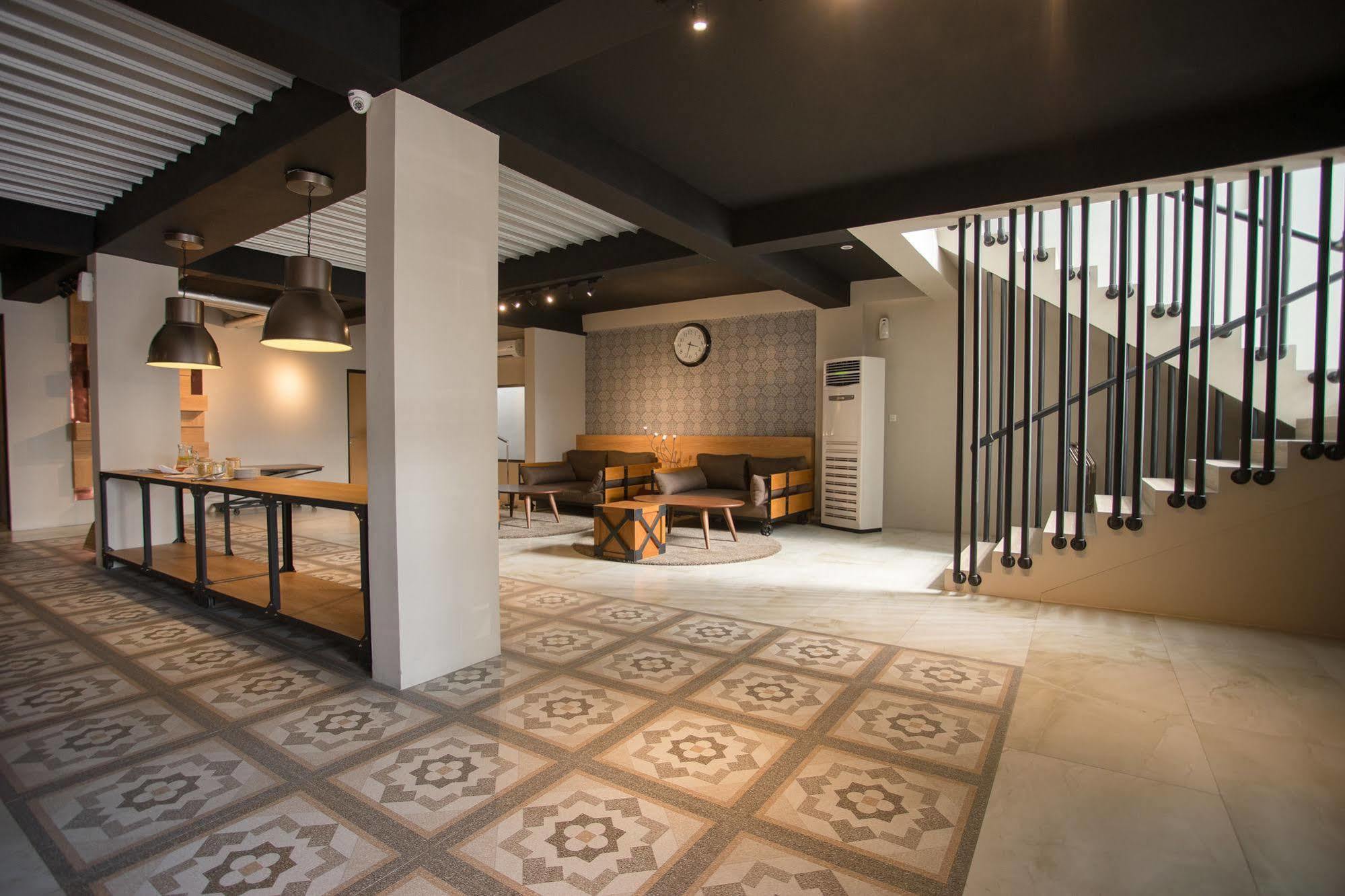 Allstay Ecotel Yogyakarta Maguwo Exterior photo