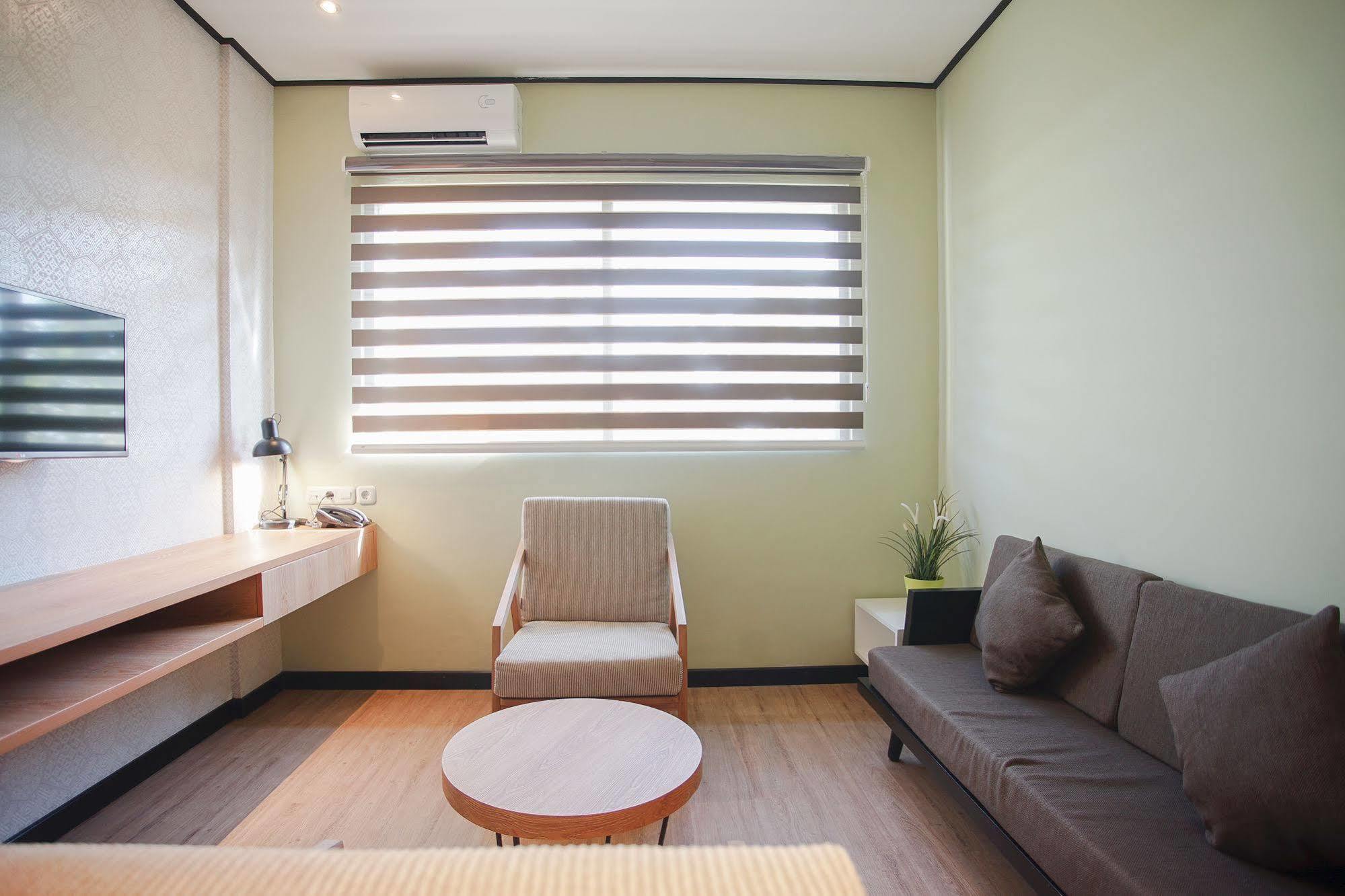 Allstay Ecotel Yogyakarta Maguwo Exterior photo